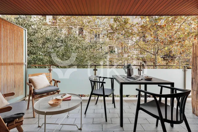 Тераса; поглед, природно светло