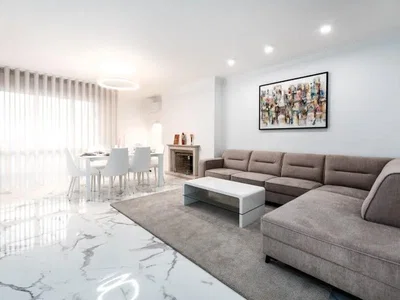 Oturma odası; doğal ışık, modern stil