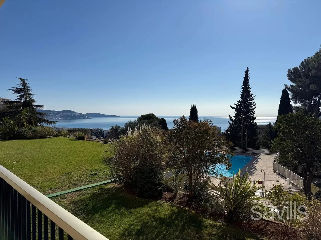 Haus und umgebung; blick