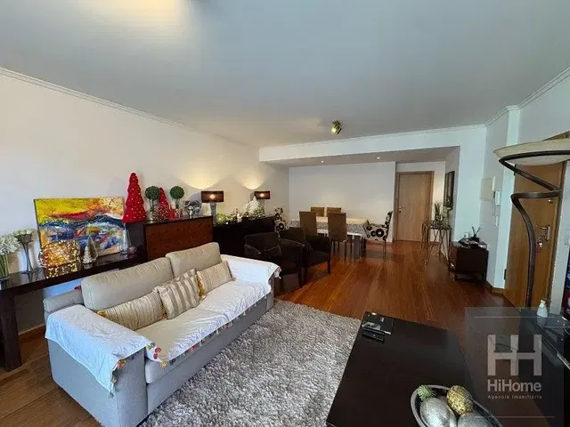 Wohnzimmer; tageslicht, moderner stil