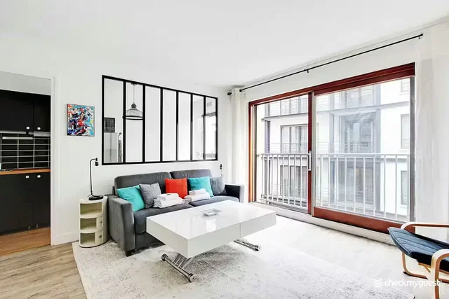 Wohnzimmer; blick, tageslicht, moderner stil