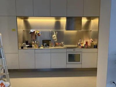 Cocina; electrodomésticos, renovado, luz natural