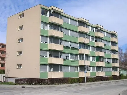 Casa e arredores; vista