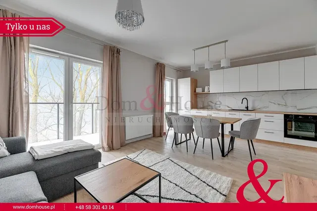 Obývací pokoj; výhled, moderní styl, přirozené světlo