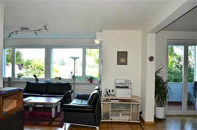 Wohnzimmer; tageslicht, blick