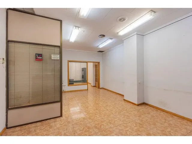 Other; tile floor, needs renovation