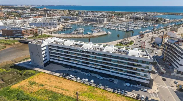 Haus und umgebung; blick