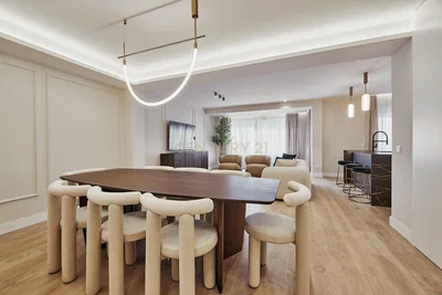Soggiorno; stile moderno, luce naturale, ristrutturato