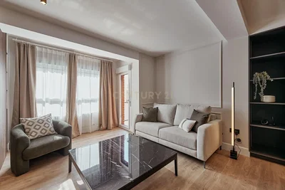 Oturma odası; doğal ışık, modern stil