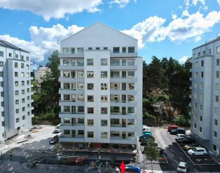 House and surroundings