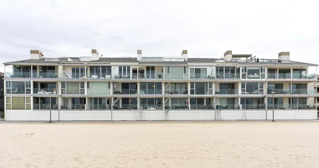 House and surroundings; view