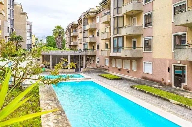 Haus und umgebung; blick, tageslicht