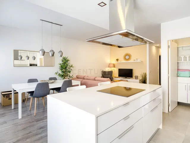 Cocina; vista, luz natural, estilo moderno