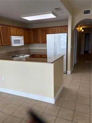 Kuhinja; kućanski aparati, pločice