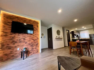 Salon; carrelage, style moderne, lumière naturelle