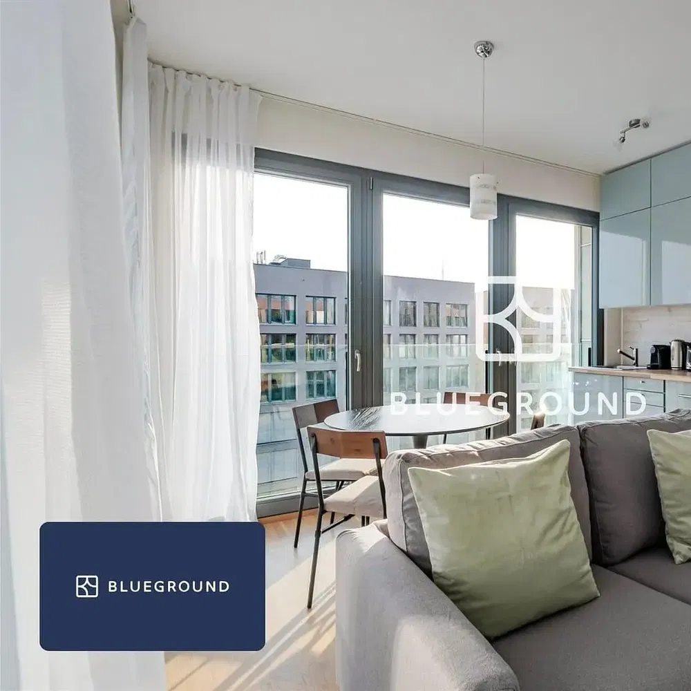 Wohnzimmer; blick, tageslicht, moderner stil