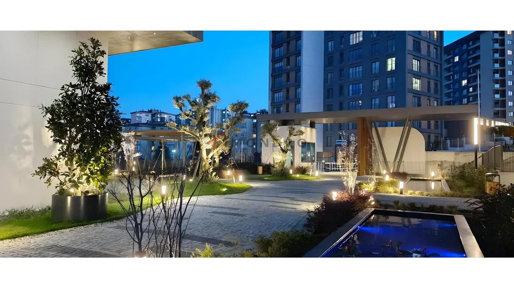 Кућа и околина; поглед, природно светло