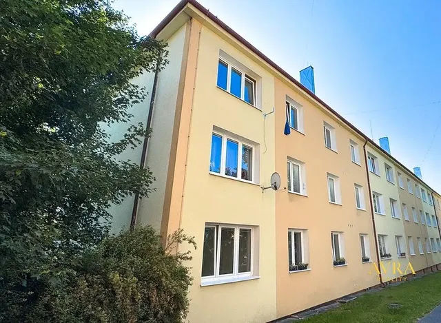 Maison et environs; vue