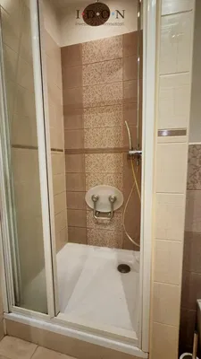 Badezimmer; fliesenboden, fliesenboden