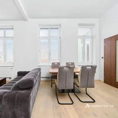 Soggiorno; luce naturale, stile moderno