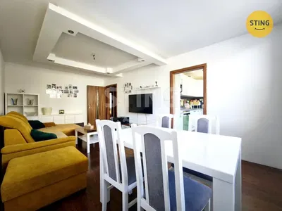 Wohnzimmer; tageslicht, moderner stil