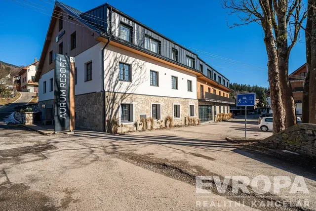 Haus und umgebung; blick