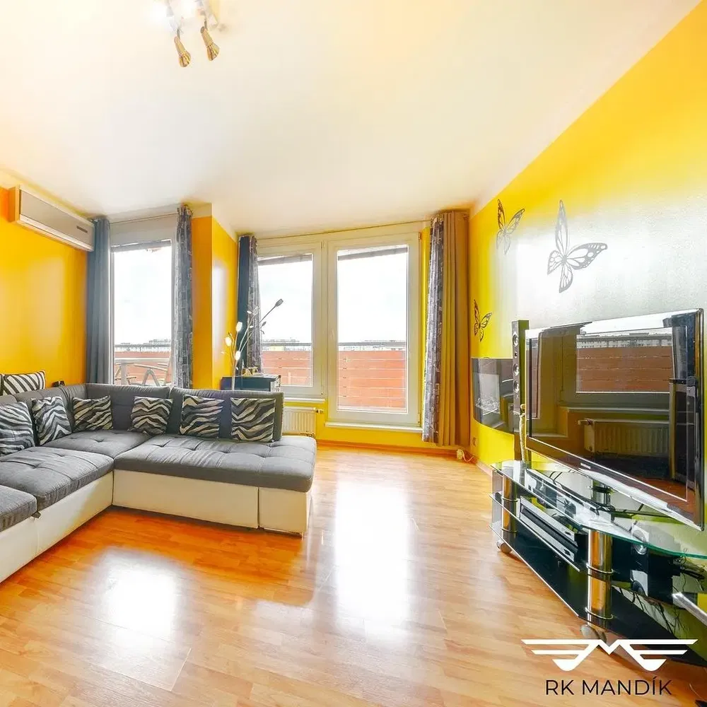 Wohnzimmer; blick, tageslicht, moderner stil