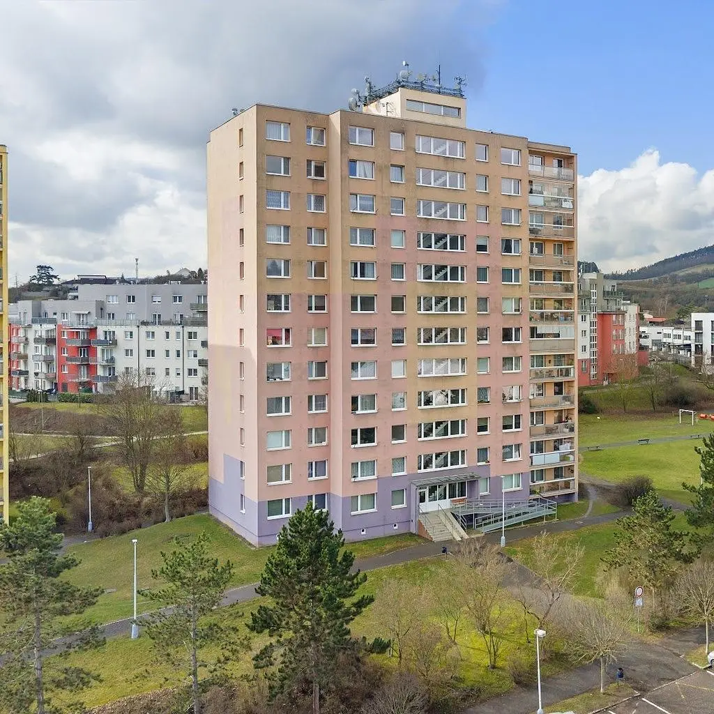 Haus und umgebung; blick
