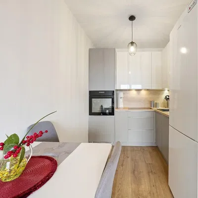 Küche; küchengeräte, moderner stil, tageslicht