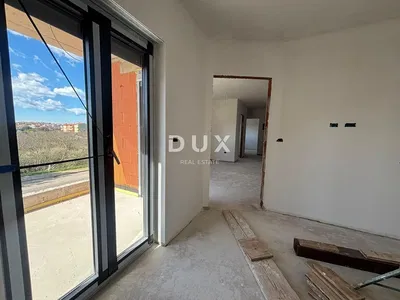 Sonstiges; blick, renovierungsbedürftig