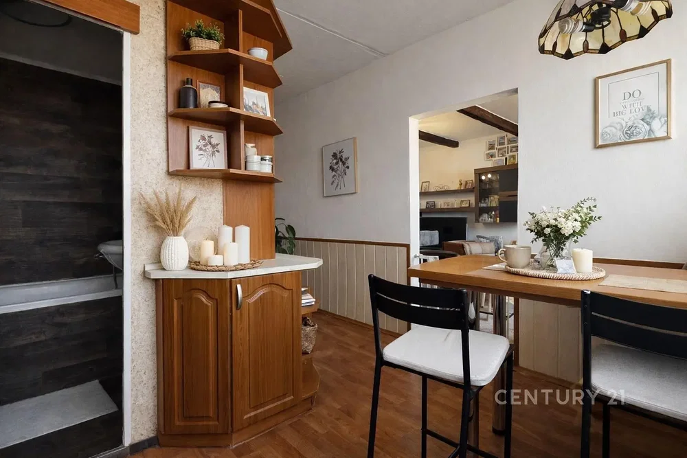 Yemek odası; modern stil, doğal ışık