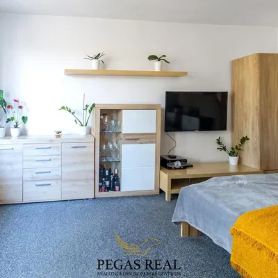 Schlafzimmer; tageslicht, moderner stil, holzboden