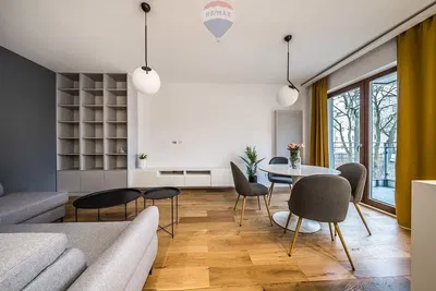 Wohnzimmer; holzboden, tageslicht, moderner stil, blick