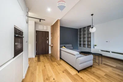 Wohnzimmer; holzboden, tageslicht, moderner stil