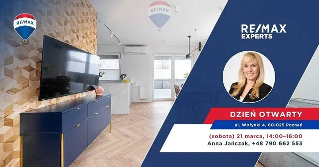 Living room; view, modern style, natural light