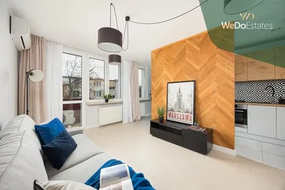 Salon; vue, style moderne, lumière naturelle, poutres en bois