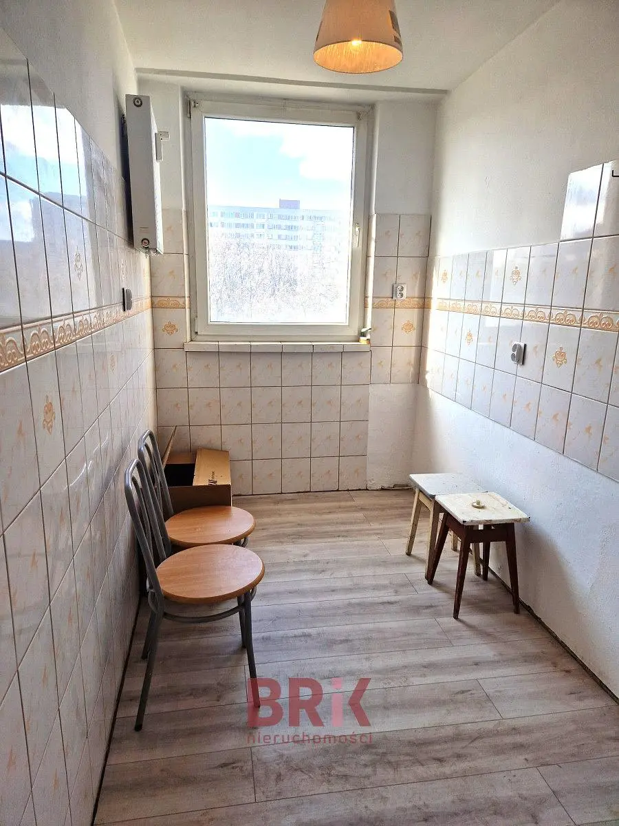 Sonstiges; fliesenboden, renovierungsbedürftig, tageslicht, rustikaler stil