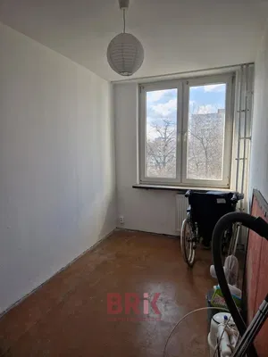 Sonstiges; tageslicht, renovierungsbedürftig