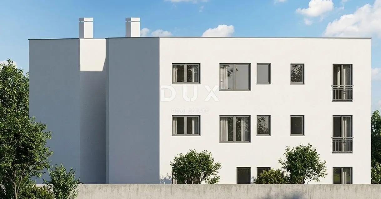 Dům a okolí; výhled