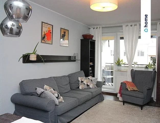 Salón; luz natural, estilo moderno