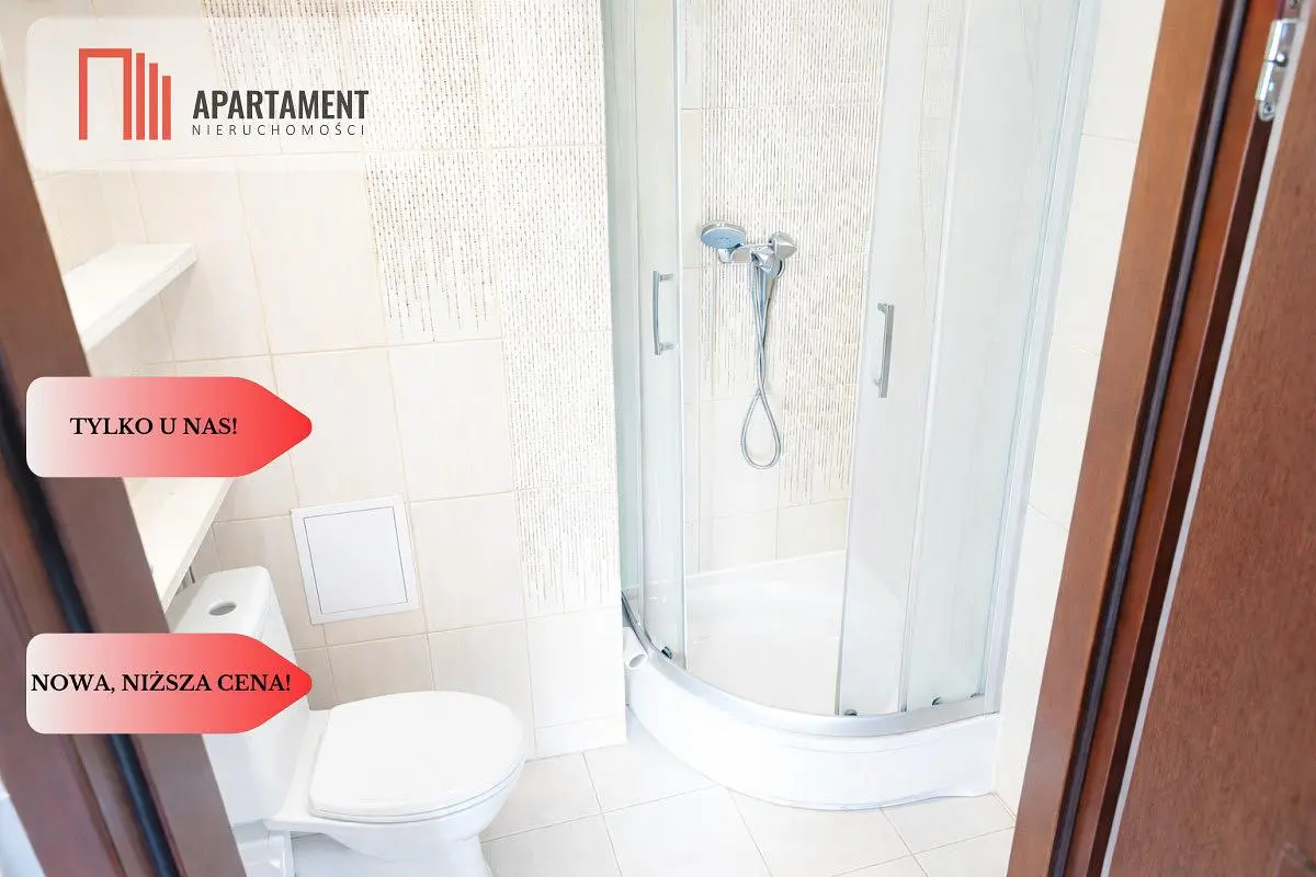 حمام; أرضية من البلاط, مجدد, ضوء طبيعي