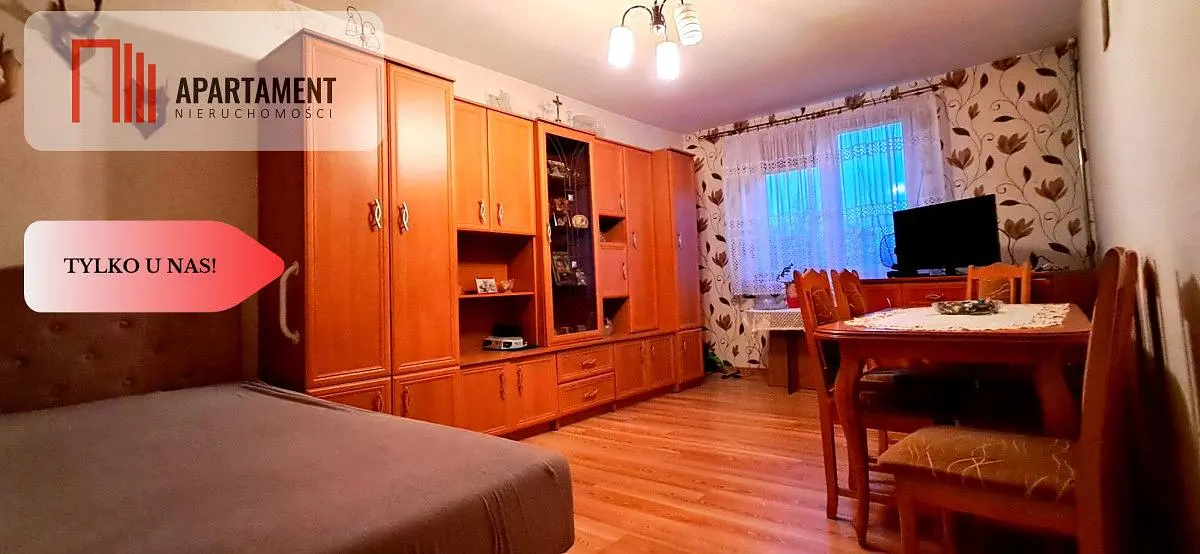 غرفة معيشة; أرضية خشبية, أسلوب ريفي