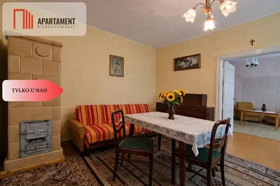 Obývací pokoj; přirozené světlo, rustikální styl