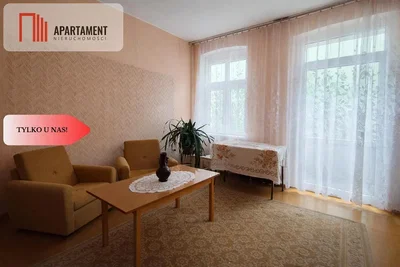 Obývací pokoj; přirozené světlo, rustikální styl