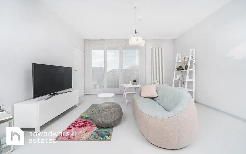 Dnevna soba; pogled, prirodno svjetlo, moderni stil