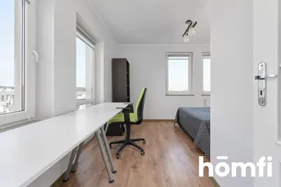 Spavaća soba; pogled, drveni pod, prirodno svjetlo