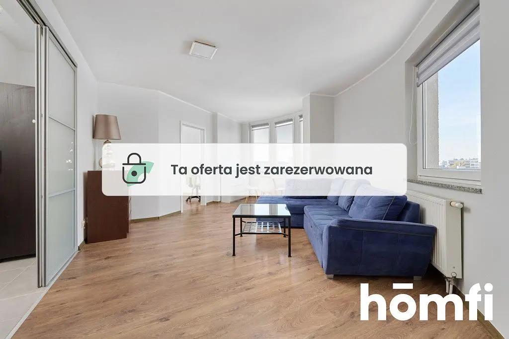 Dnevna soba; pogled, drveni pod, prirodno svjetlo, moderni stil