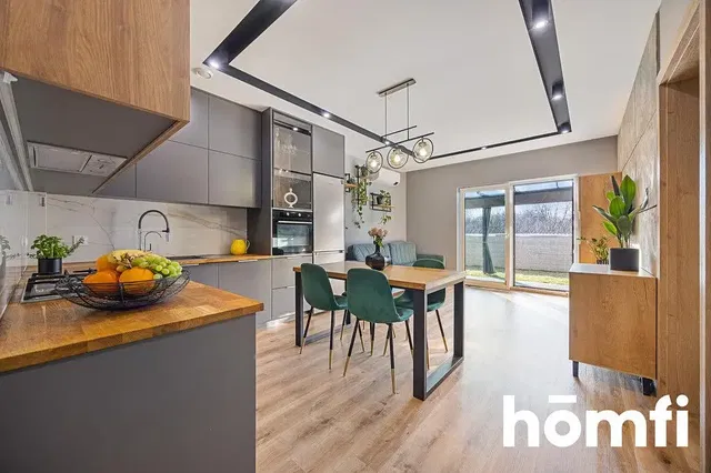 Cocina; electrodomésticos, luz natural, estilo moderno, vista