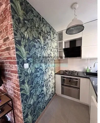 Küche; küchengeräte, fliesenboden, tageslicht