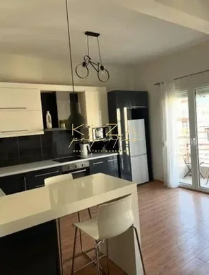 Cuisine; électroménager, lumière naturelle, style moderne